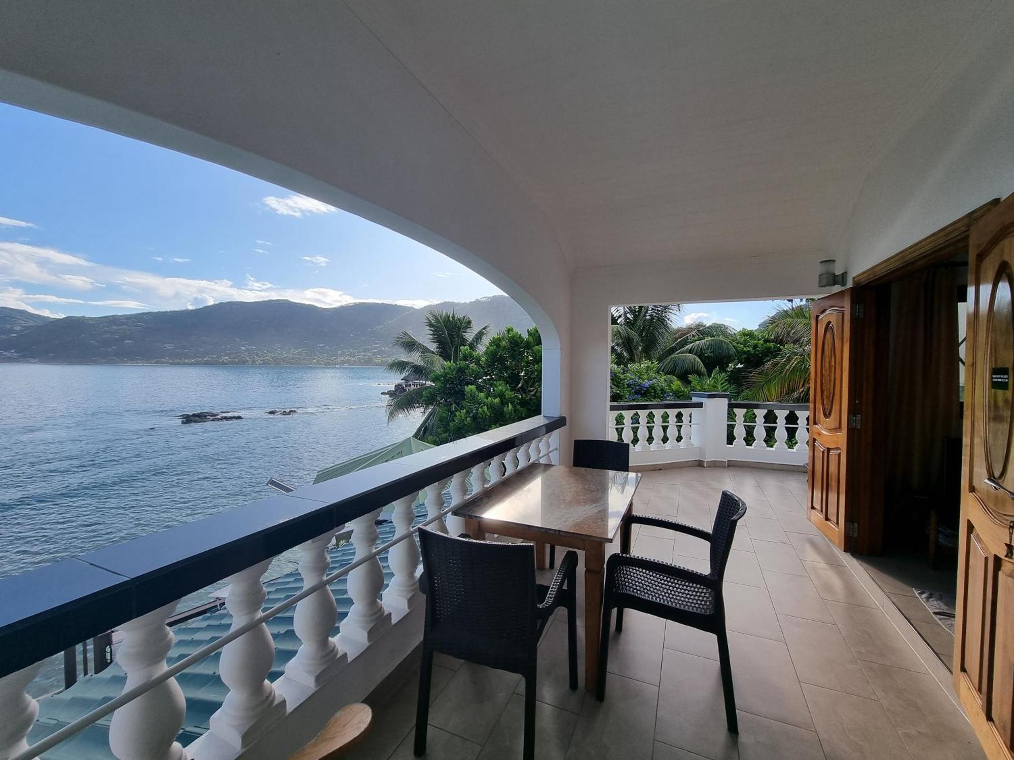 The Drake Seaside Apartment Beau Vallon  Eksteriør billede
